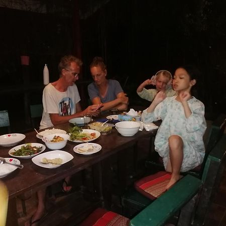Milin Guesthouse Chiang Rai Esterno foto