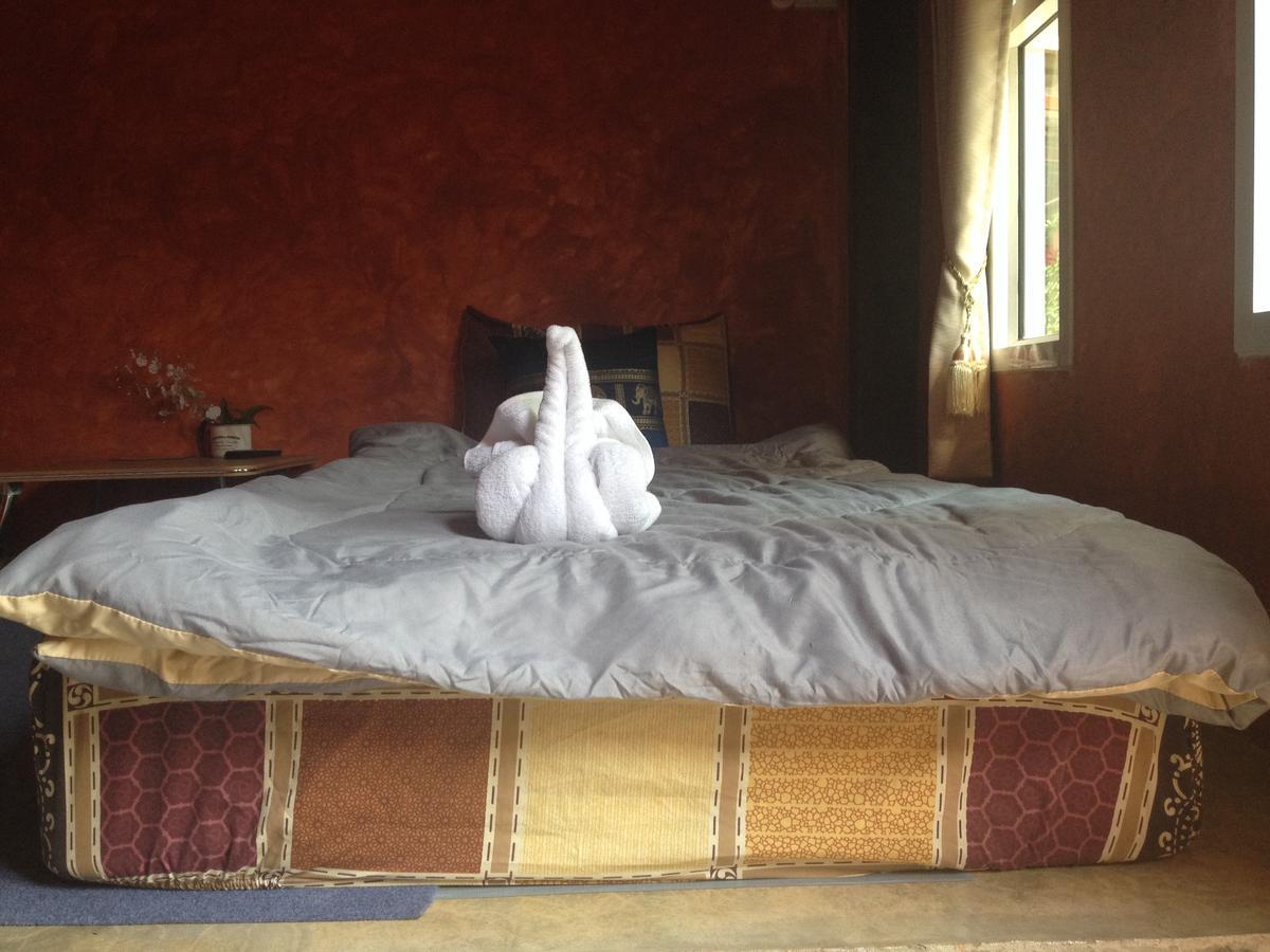 Milin Guesthouse Chiang Rai Esterno foto